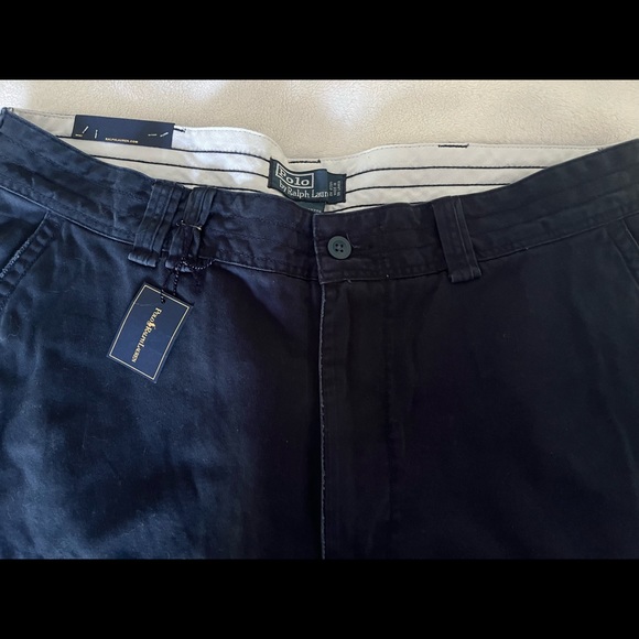 Ralph Lauren navy cargo shorts 40 Tall - Picture 3 of 4